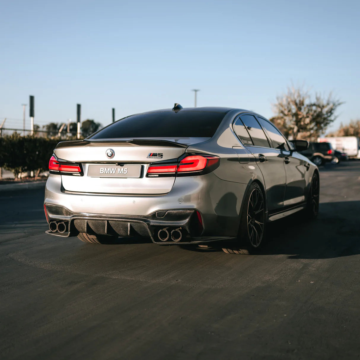 BMW F90 M5 3D Style Dry Carbon Fiber Rear Bumper Diffuser