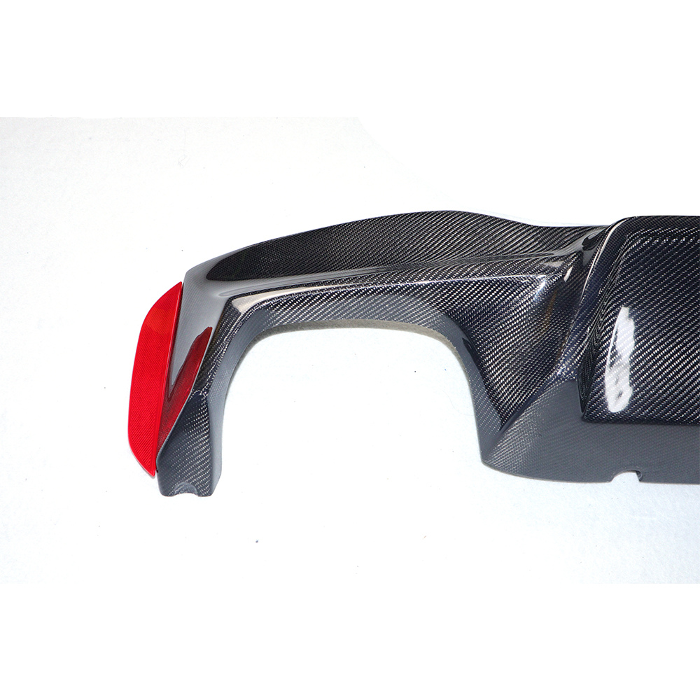 BMW F90 M5 3D Style Dry Carbon Fiber Rear Bumper Diffuser