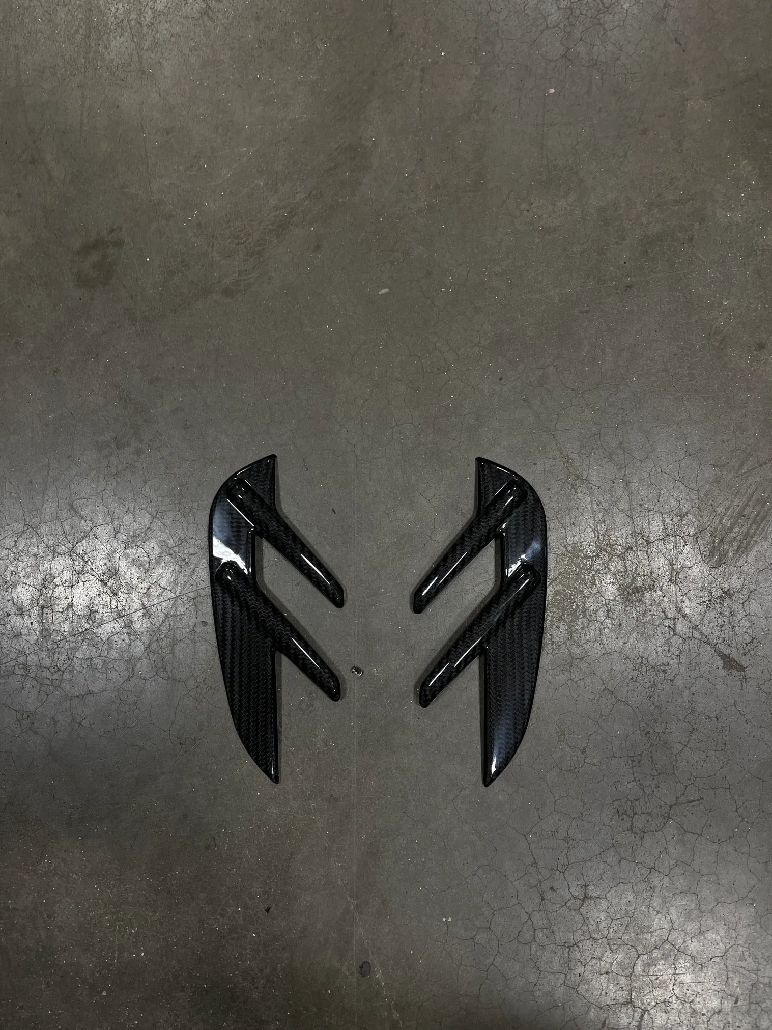 BMW M3 G80 / M4 G82 Dry Carbon Fiber Fender Trim Cover Set